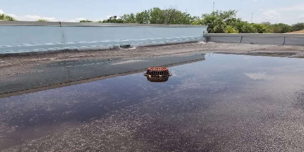 When Water Stagnation or Leakage Is Observed on the Terrace 1
